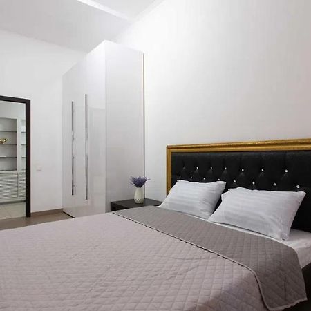 Sumska Apartment Lux ハルキウ エクステリア 写真