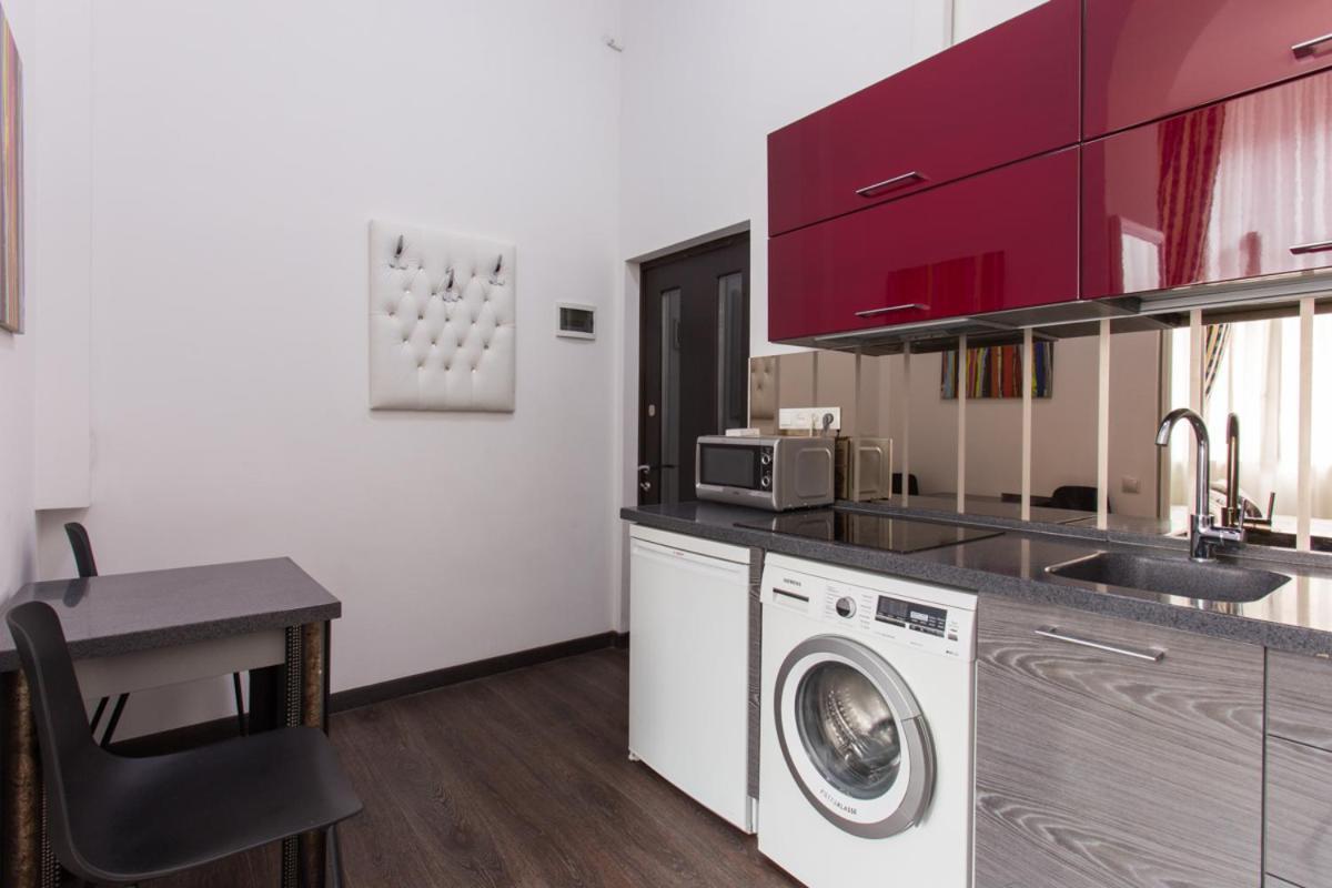 Sumska Apartment Lux ハルキウ エクステリア 写真