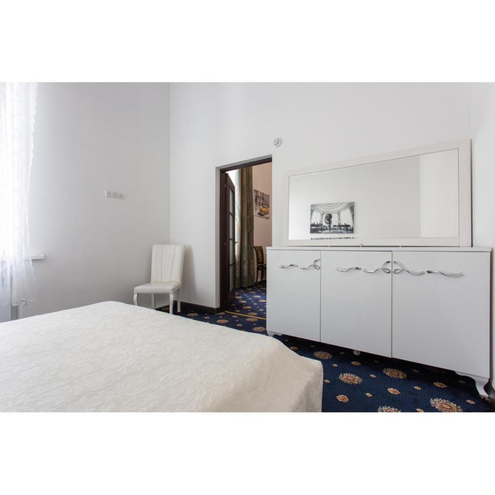 Sumska Apartment Lux ハルキウ エクステリア 写真