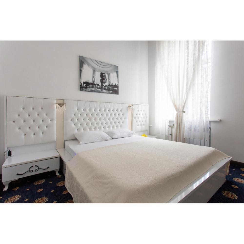 Sumska Apartment Lux ハルキウ エクステリア 写真