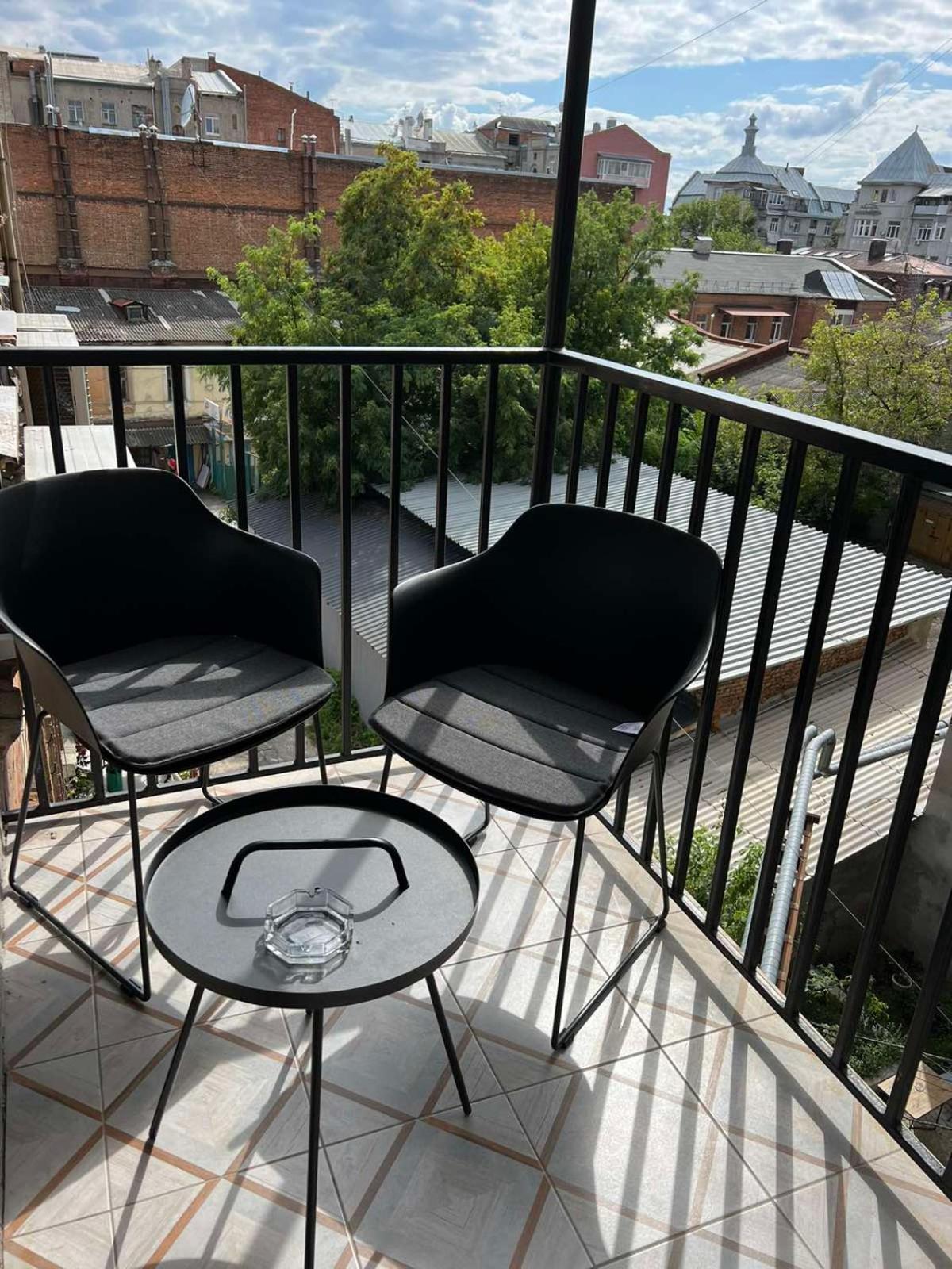 Sumska Apartment Lux ハルキウ エクステリア 写真