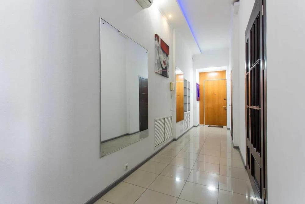 Sumska Apartment Lux ハルキウ エクステリア 写真